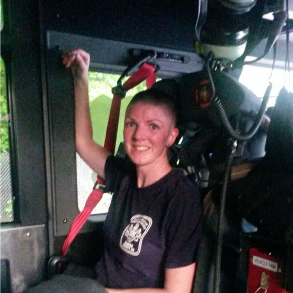 Meet the Posher - Picture 5 of 9